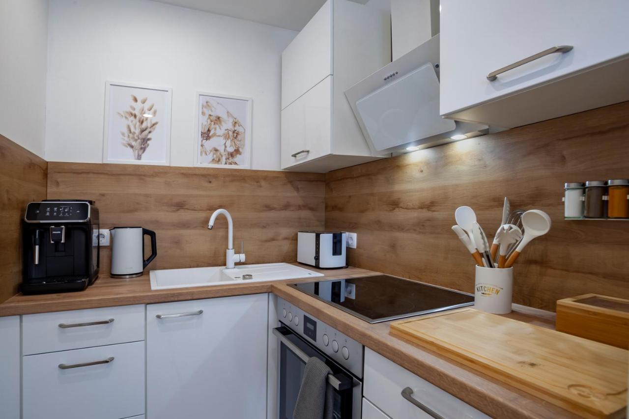 Fabulous 2 Room City Apartment - 60 Qm - Contactless Check-In Hannover Exterior photo